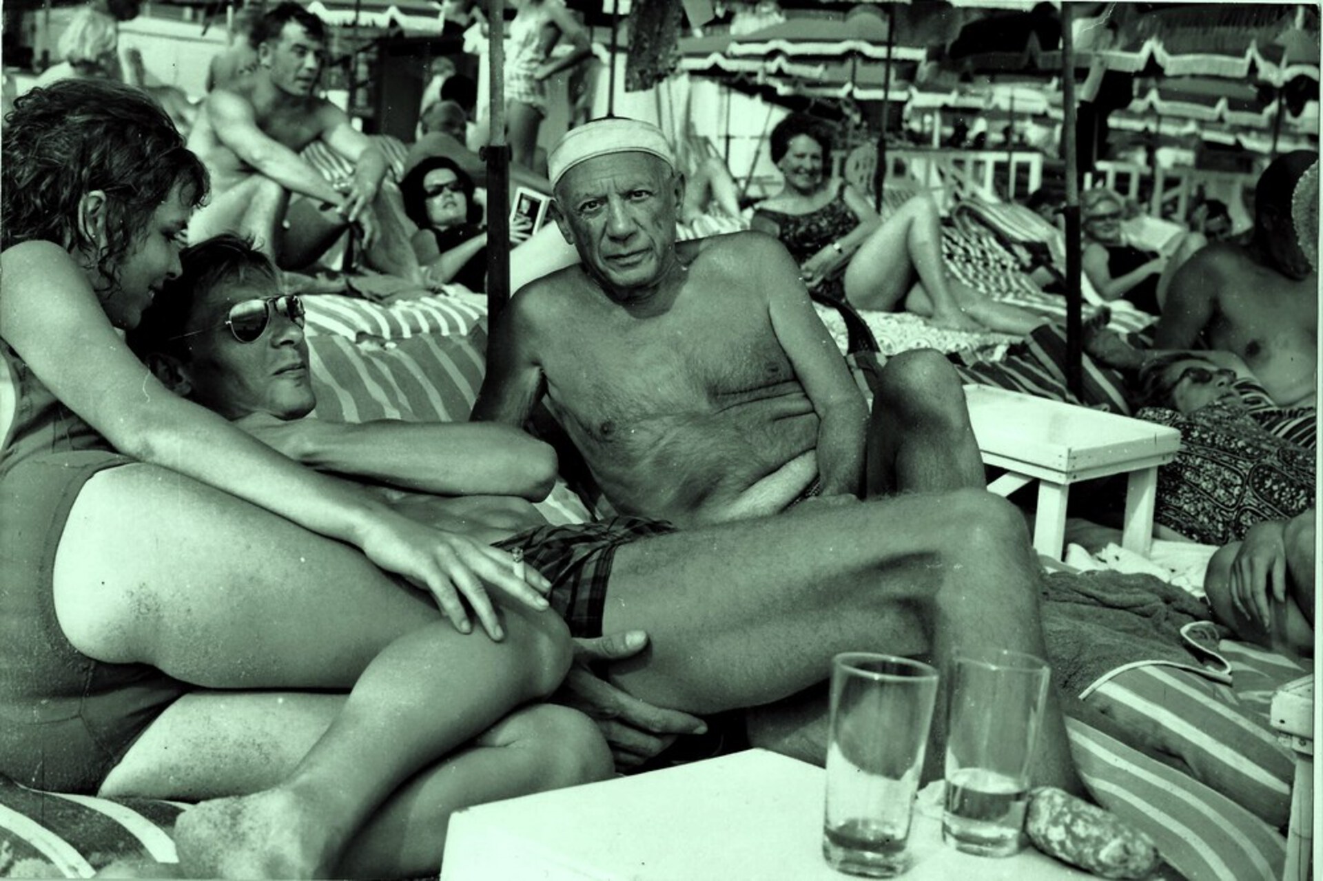 Picasso und sein Sohn Paul aus erster Ehe am St...